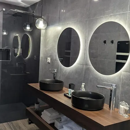 Le Mazet Des Amandiers 4 Etoiles Avec Jacuzzi , Terrain De Petanque Et Velos 度假居 *